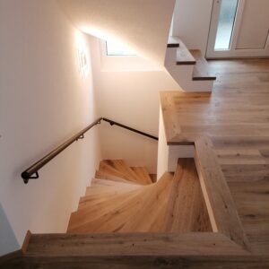 120_010_0879-300x300